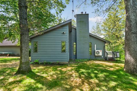1110 White Pine Drive Dixon IL 61021