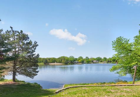 1110 White Pine Drive Dixon IL 61021