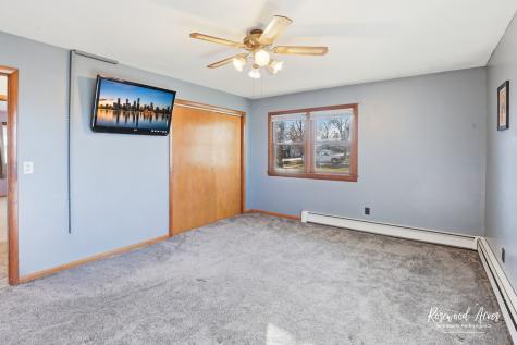 209 East 3rd Street Aroma Park IL 60910