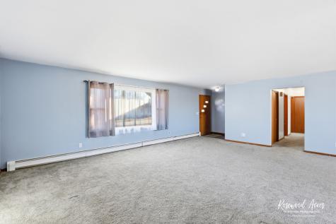 209 East 3rd Street Aroma Park IL 60910