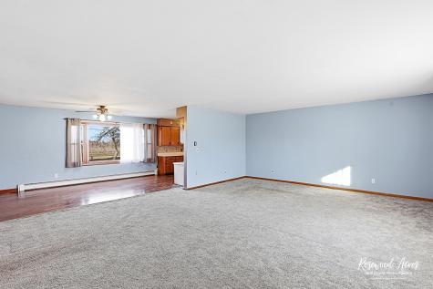 209 East 3rd Street Aroma Park IL 60910