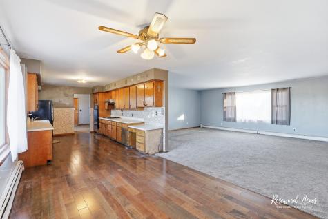 209 East 3rd Street Aroma Park IL 60910