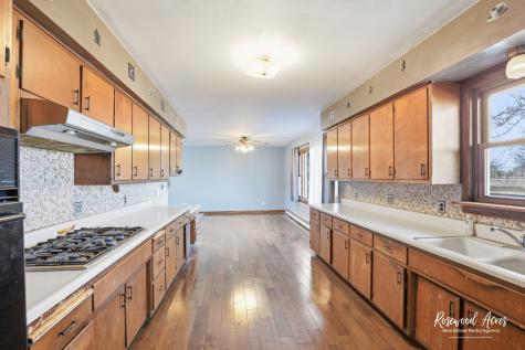 209 East 3rd Street Aroma Park IL 60910