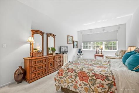 4093 Pheasant Court St. Charles IL 60174