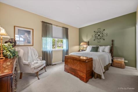 4093 Pheasant Court St. Charles IL 60174