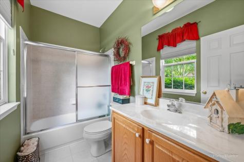 4093 Pheasant Court St. Charles IL 60174