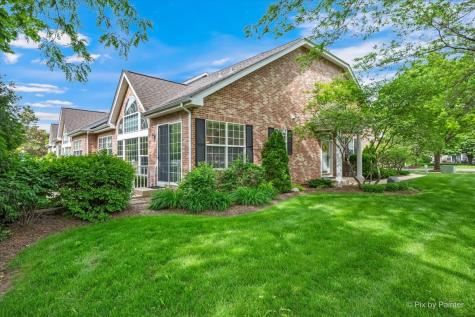 4093 Pheasant Court St. Charles IL 60174