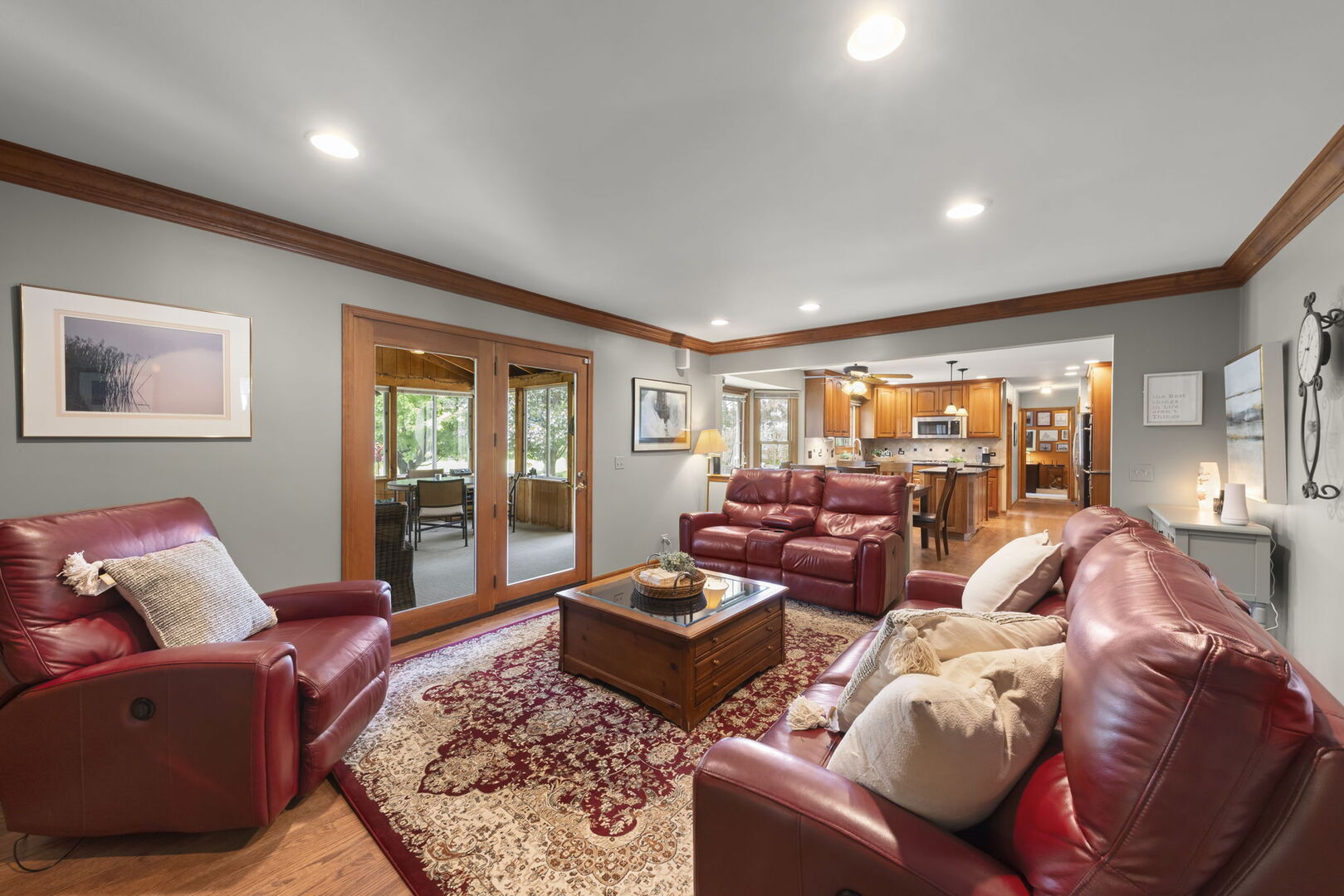 2012 Cromwell Drive Wheaton IL 60189
