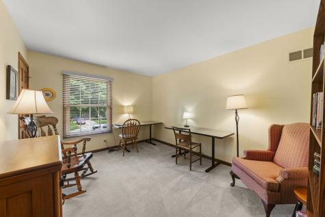 2012 Cromwell Drive Wheaton IL 60189