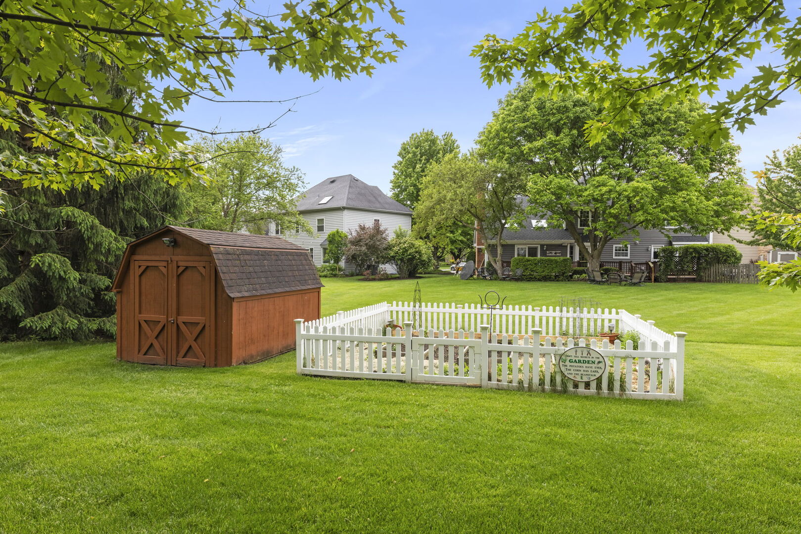 2012 Cromwell Drive Wheaton IL 60189
