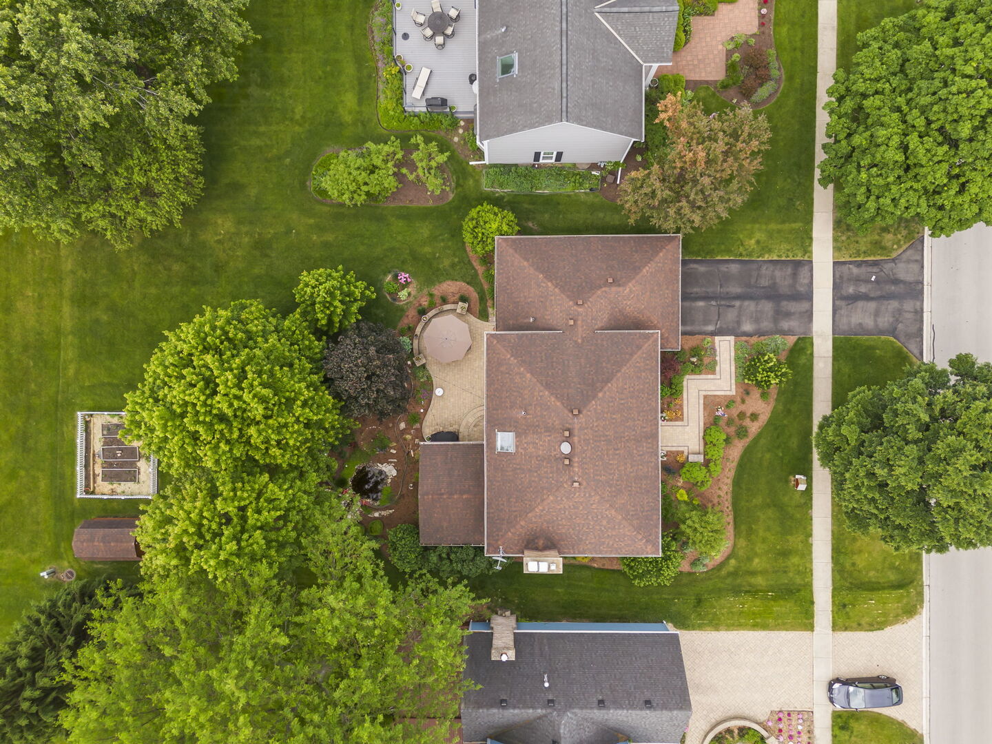 2012 Cromwell Drive Wheaton IL 60189