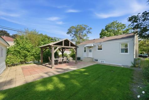5216 Arcadia Avenue Skokie IL 60077