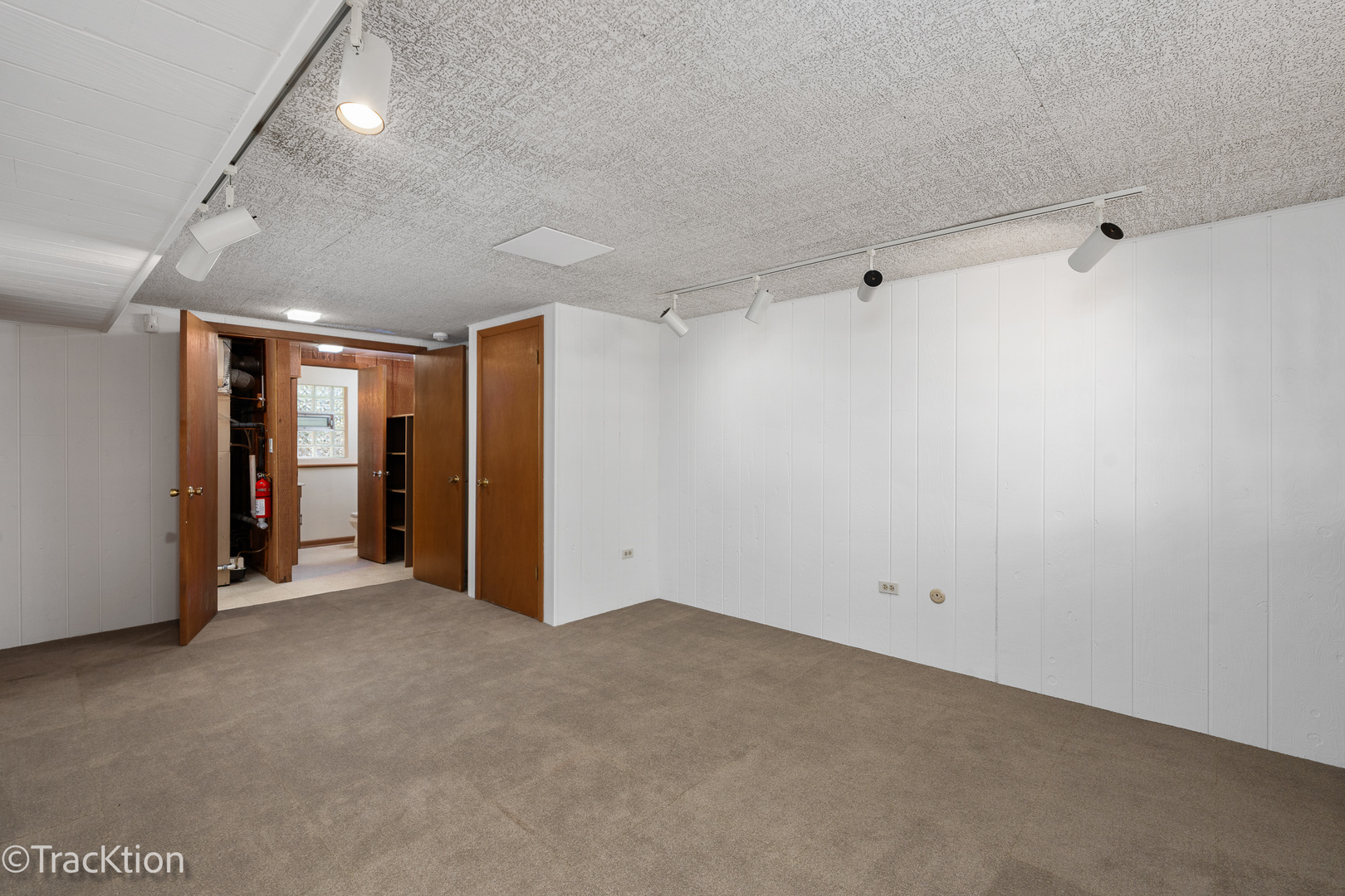 6937 Parkview Drive Downers Grove IL 60516