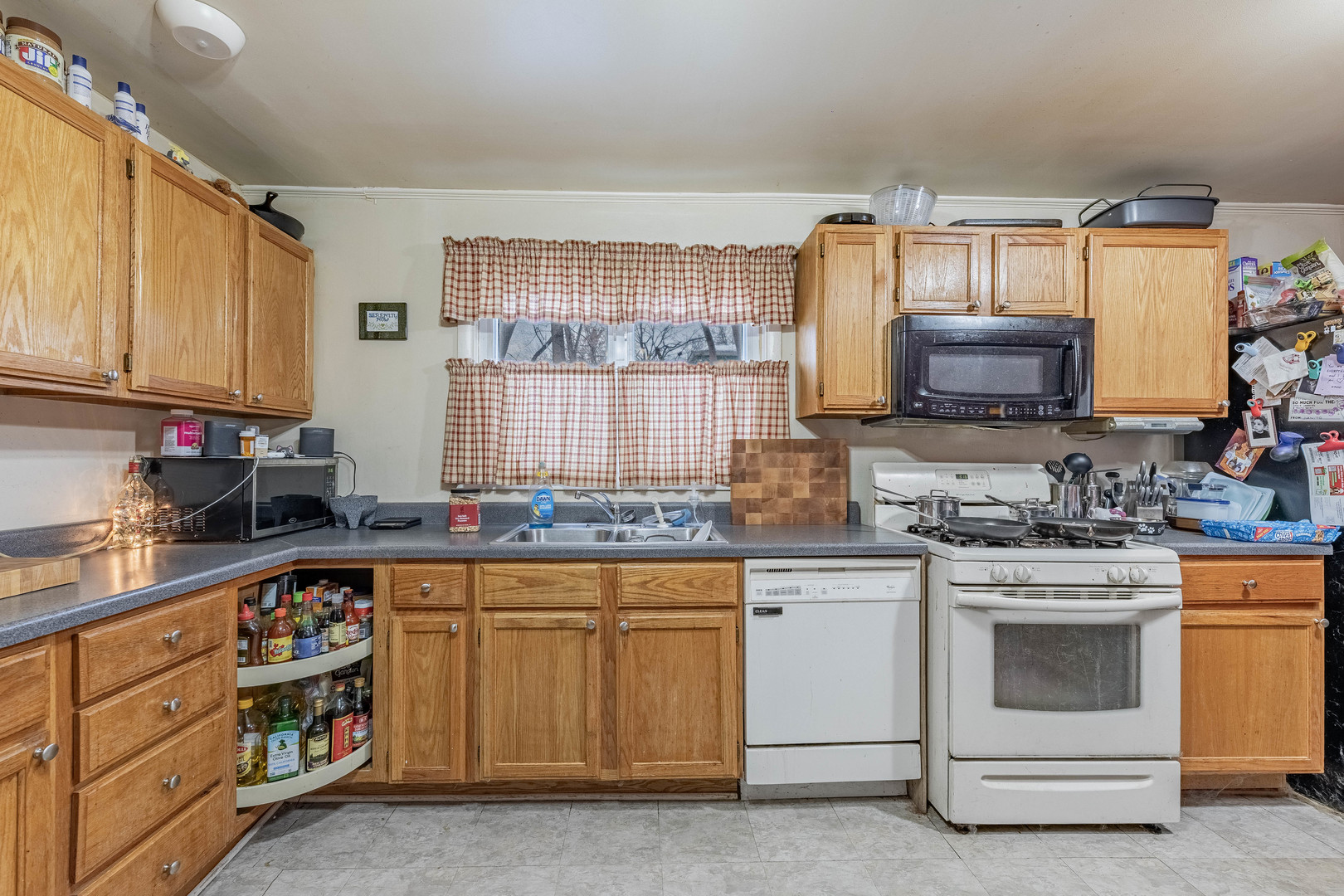 513 North Park Street Westmont IL 60559