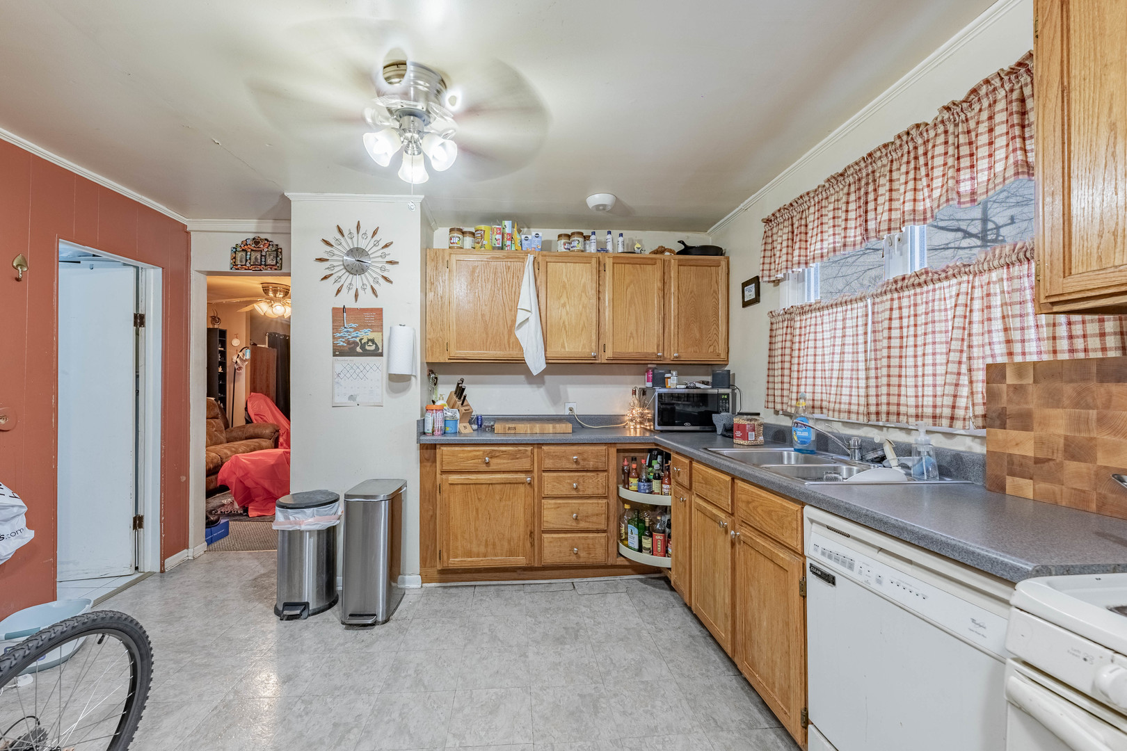513 North Park Street Westmont IL 60559
