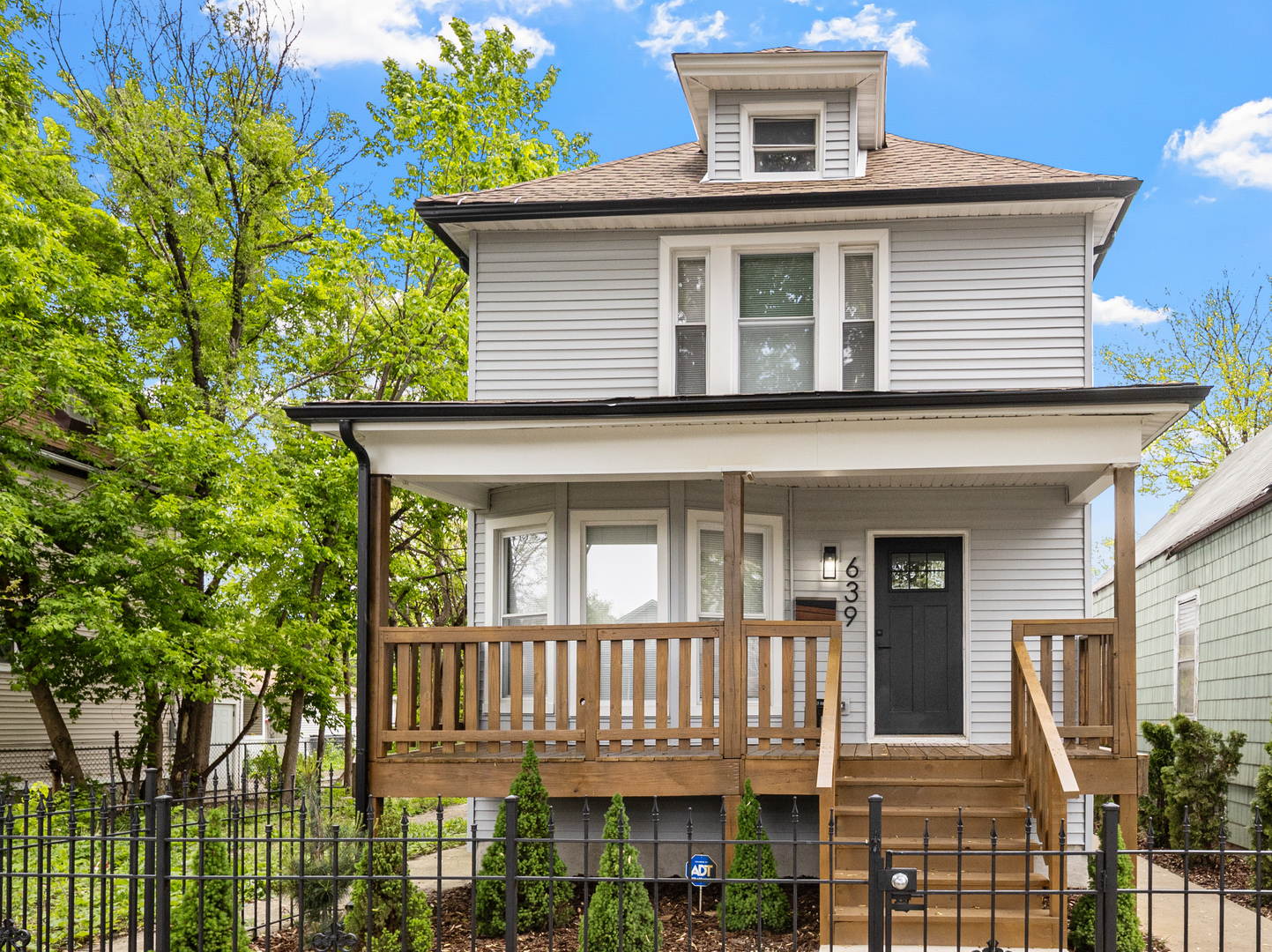 639 North Leamington Avenue Chicago IL 60644