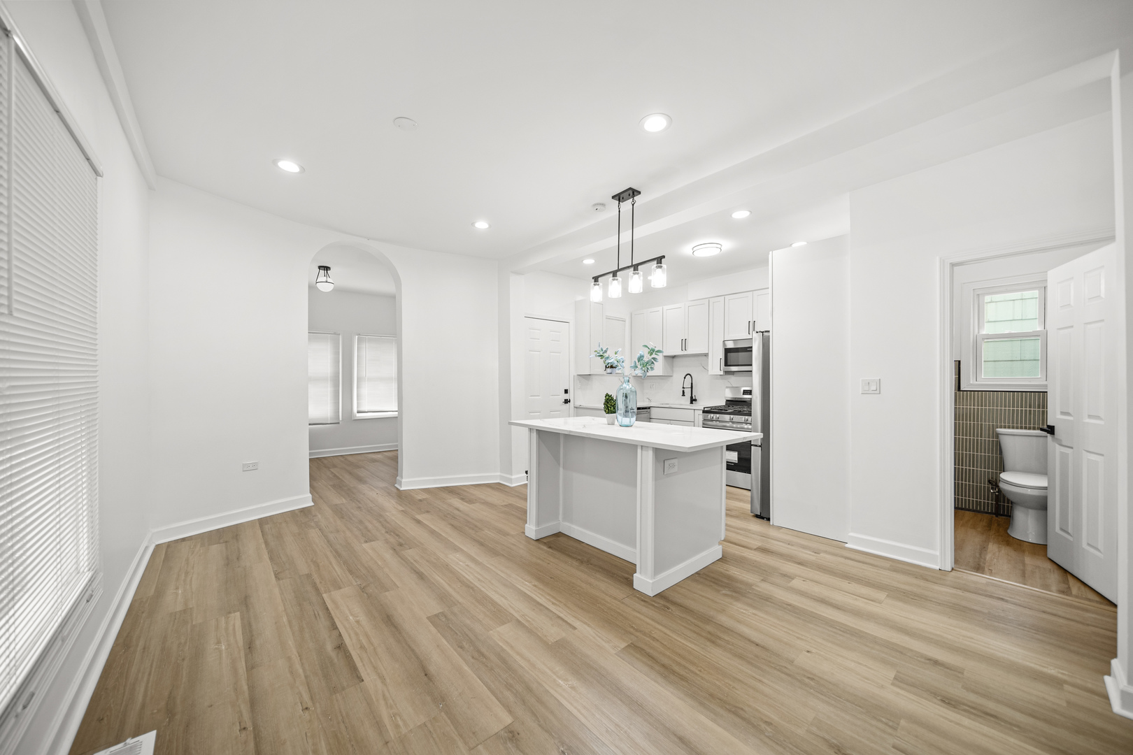 639 North Leamington Avenue Chicago IL 60644