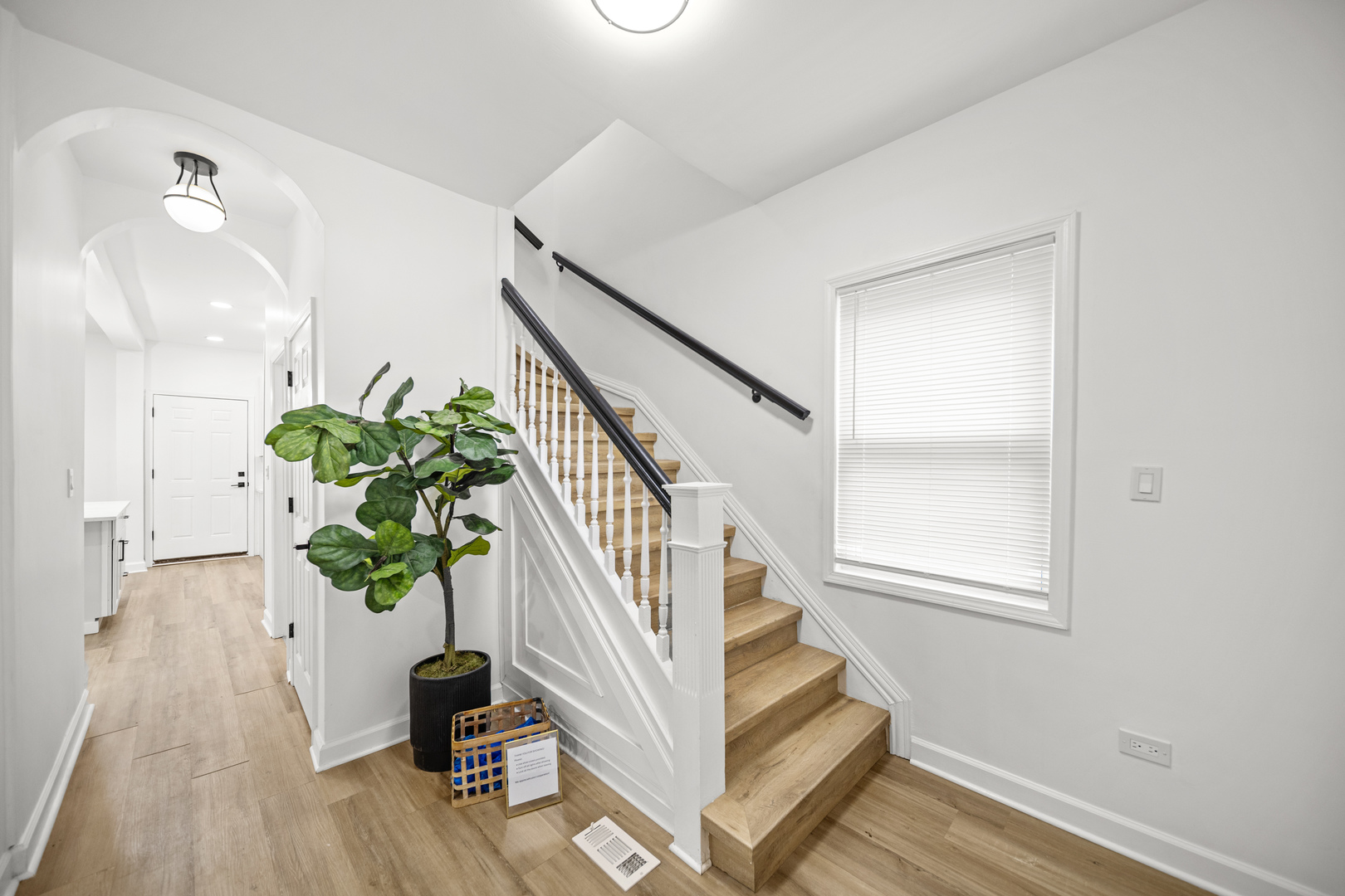 639 North Leamington Avenue Chicago IL 60644
