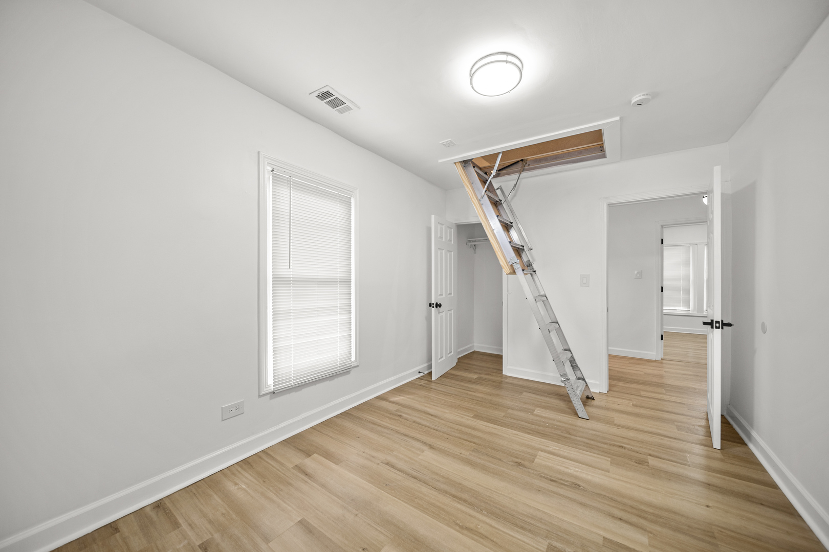 639 North Leamington Avenue Chicago IL 60644
