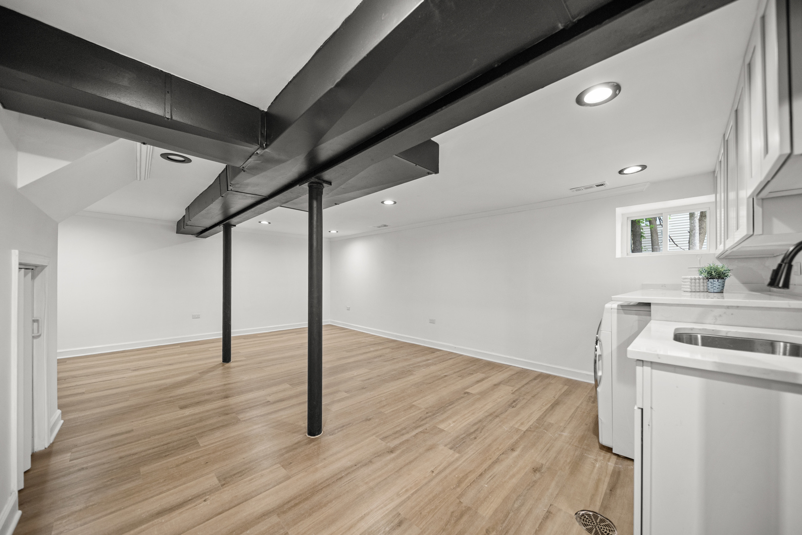 639 North Leamington Avenue Chicago IL 60644