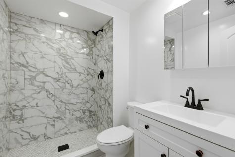 134 Lunt Avenue Schaumburg IL 60193