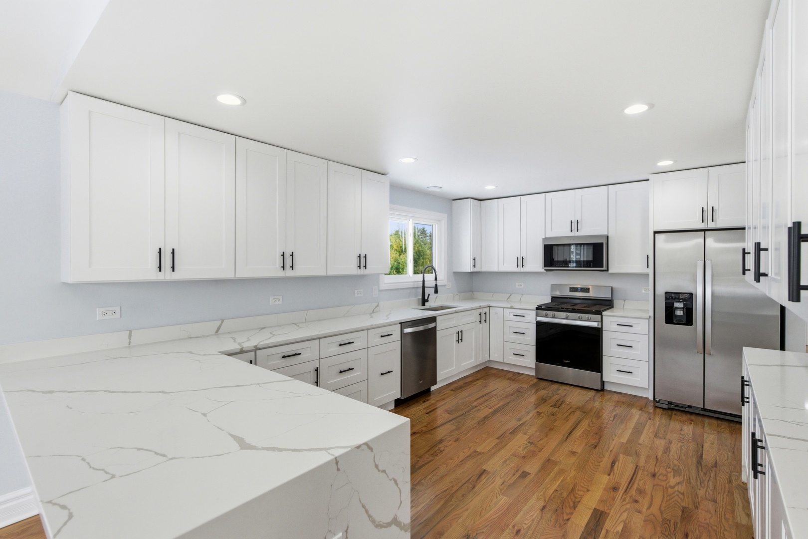 134 Lunt Avenue Schaumburg IL 60193