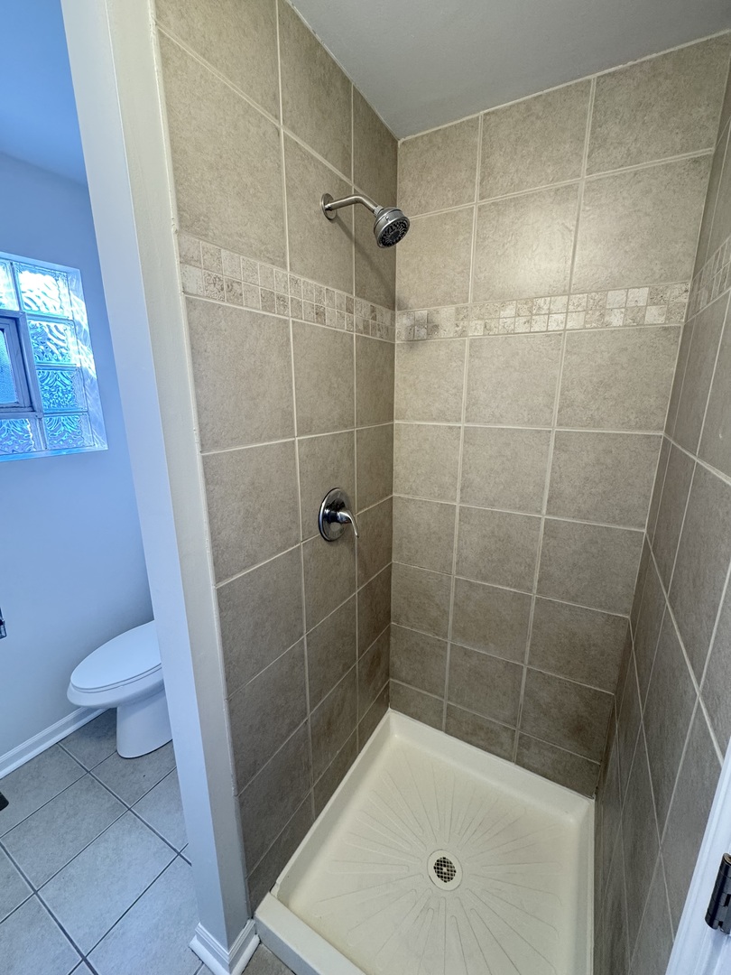 3338 West 83rd Place Chicago IL 60652
