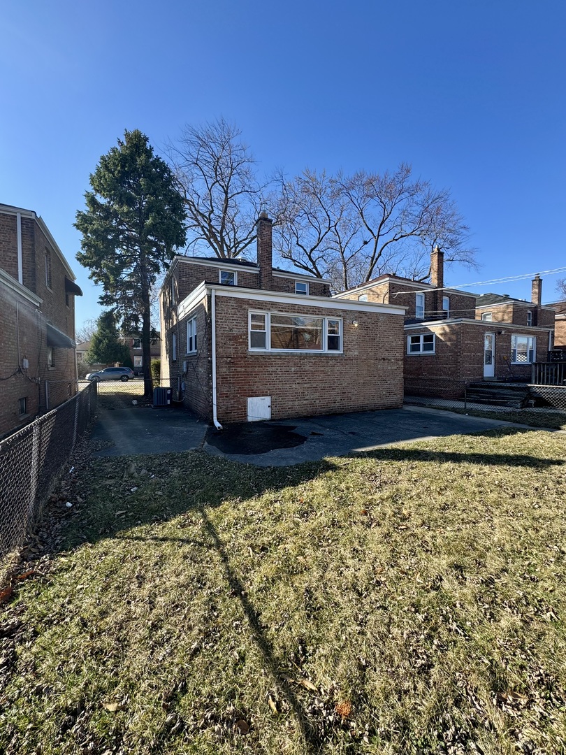 3338 West 83rd Place Chicago IL 60652