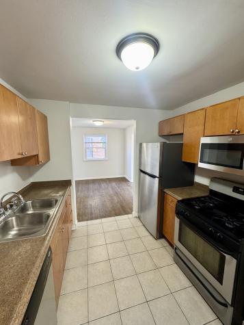 3338 West 83rd Place Chicago IL 60652