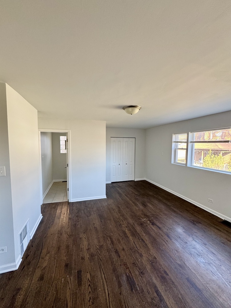 3338 West 83rd Place Chicago IL 60652