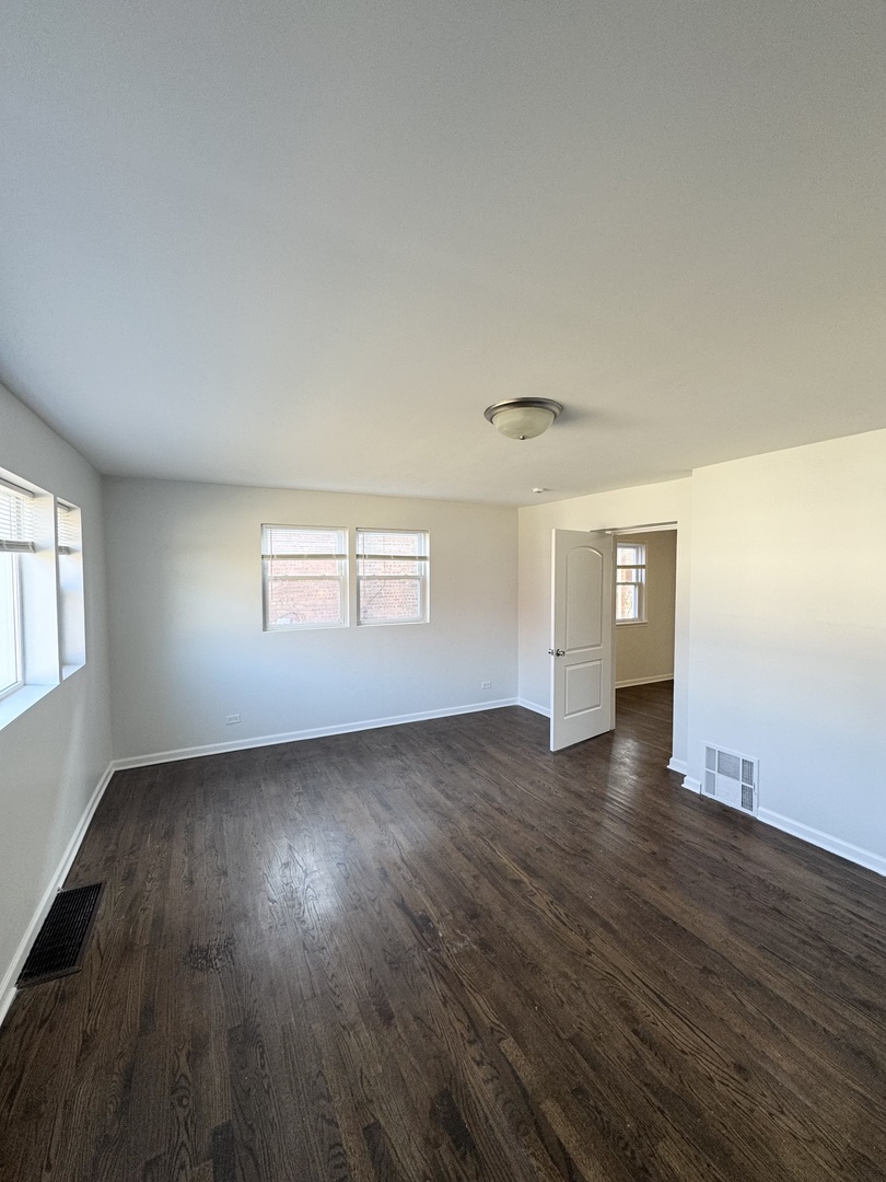 3338 West 83rd Place Chicago IL 60652