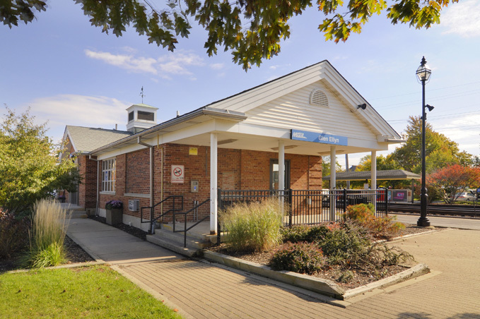 284 Chesterfield Avenue Glen Ellyn IL 60137