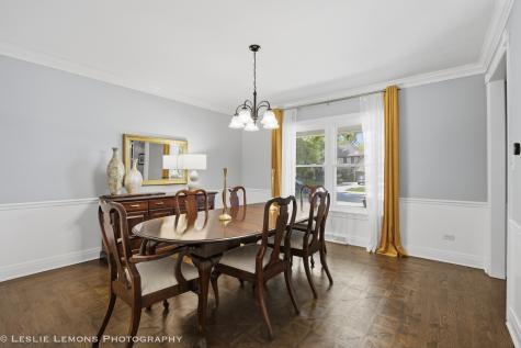 386 Hoyer Court Naperville IL 60565