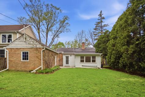 1825 Beverly Place Highland Park IL 60035