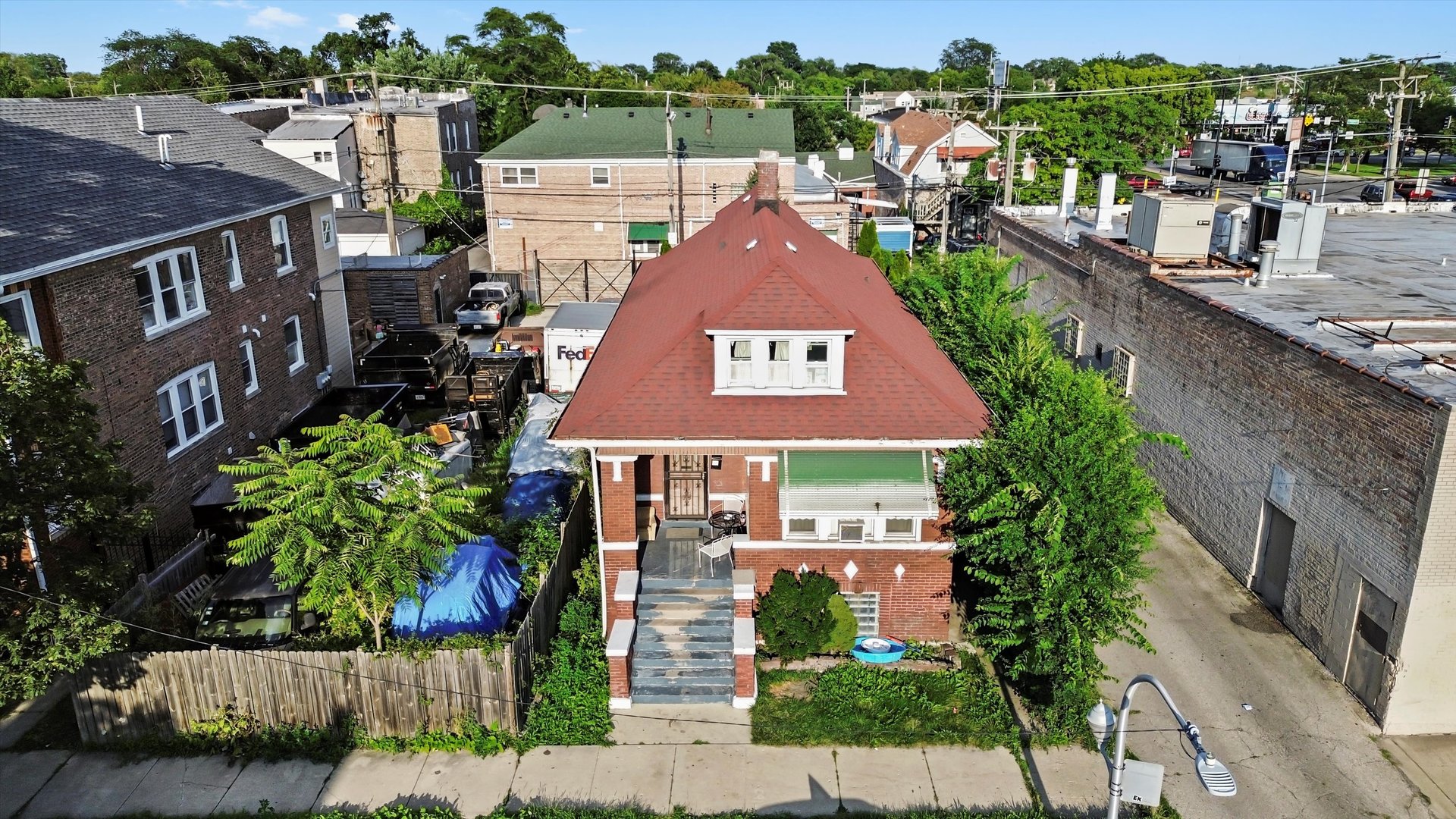 5043 South Artesian Avenue Chicago IL 60632