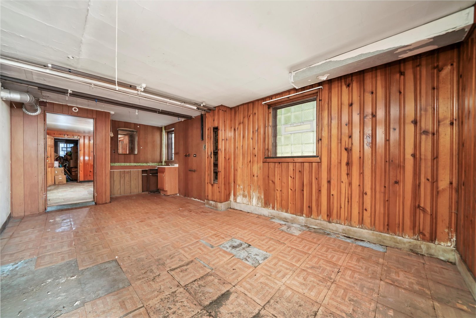 5043 South Artesian Avenue Chicago IL 60632