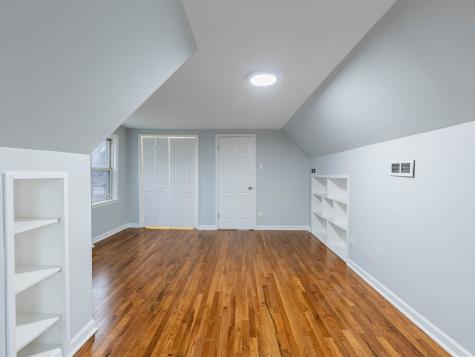 7028 South Honore Street Chicago IL 60636