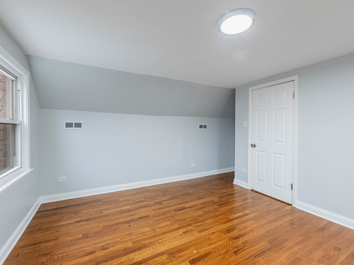 7028 South Honore Street Chicago IL 60636