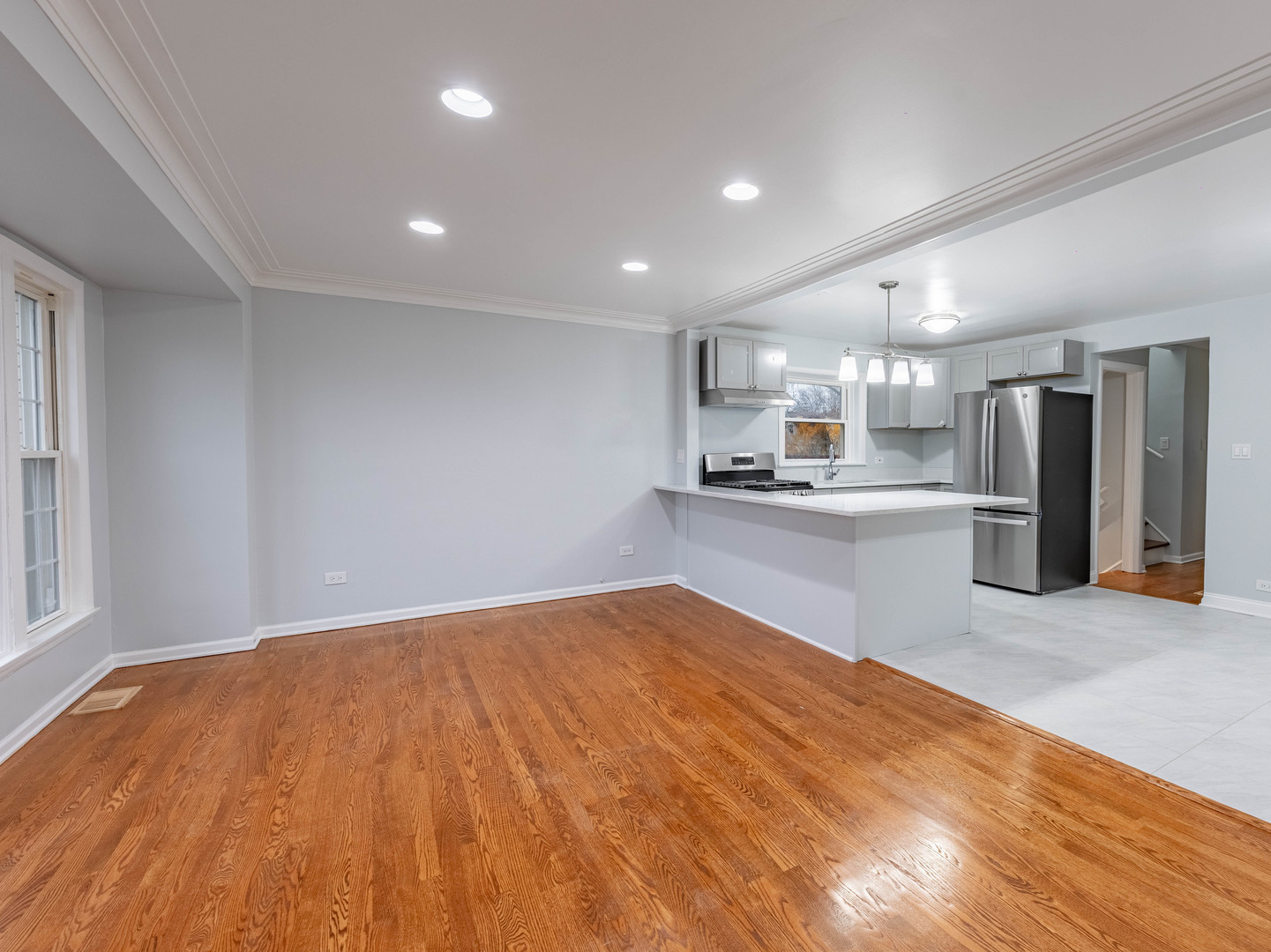 7028 South Honore Street Chicago IL 60636