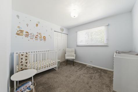 1073 South Finley Road Lombard IL 60148