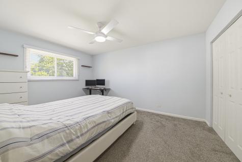 1073 South Finley Road Lombard IL 60148