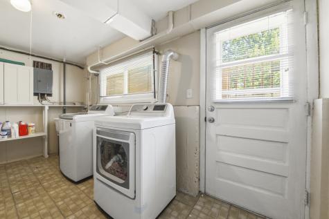 1073 South Finley Road Lombard IL 60148