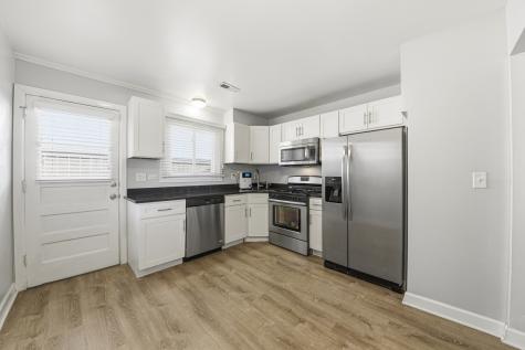 1073 South Finley Road Lombard IL 60148