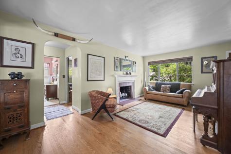 215 North Lincoln Lane Arlington Heights IL 60004