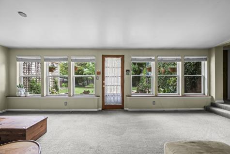 215 North Lincoln Lane Arlington Heights IL 60004