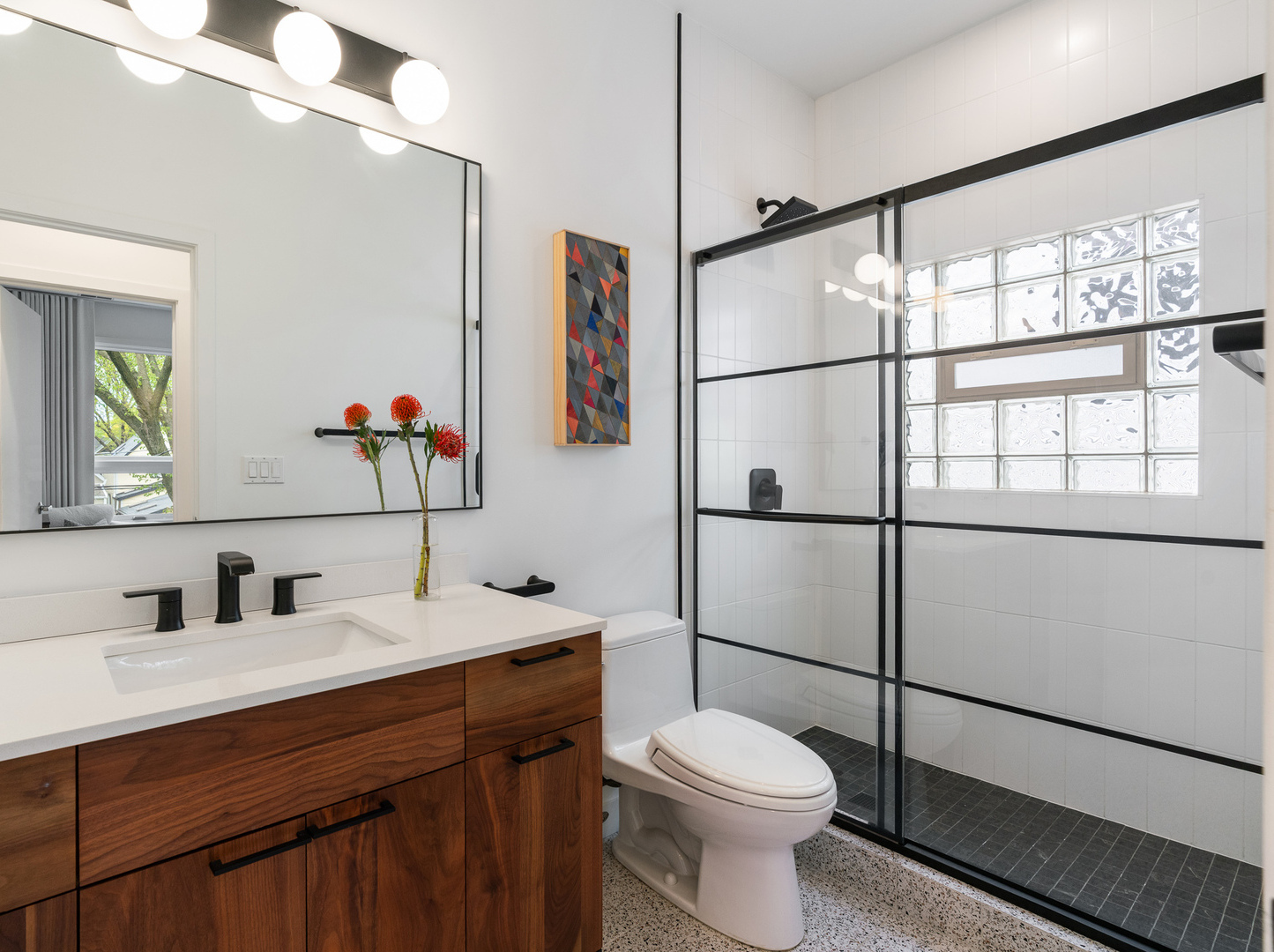4823 North Oakley Avenue Chicago IL 60625