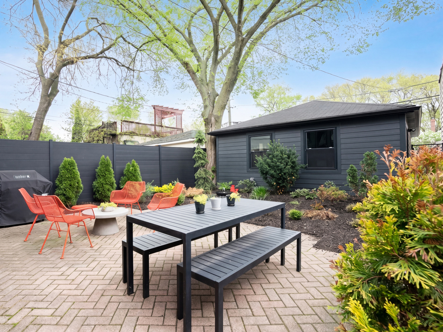 4823 North Oakley Avenue Chicago IL 60625