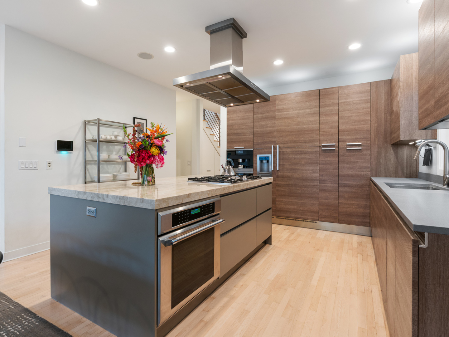 4823 North Oakley Avenue Chicago IL 60625