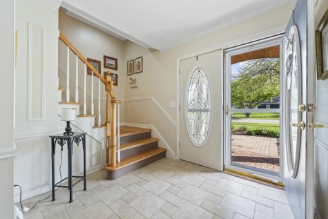 2245 Tanglewood Drive Aurora IL 60506