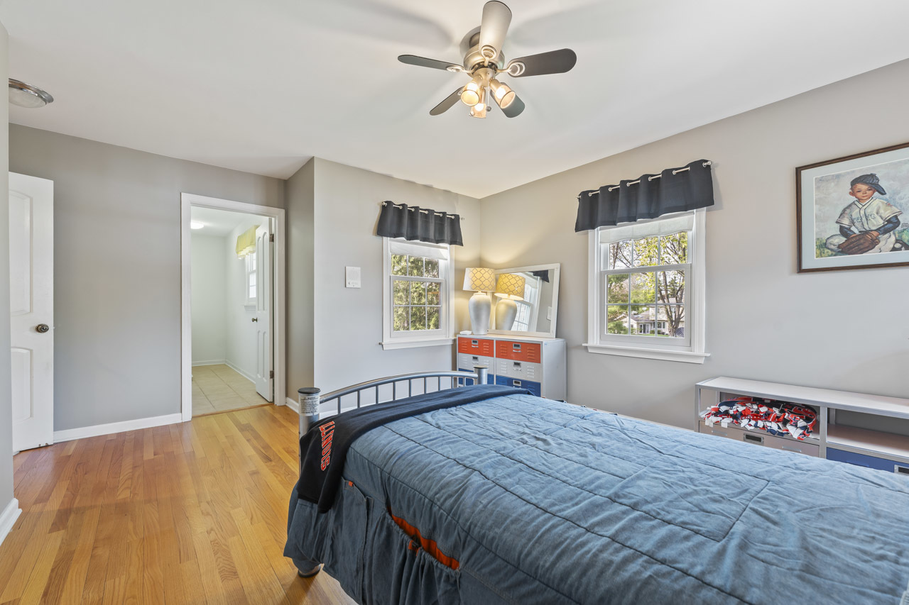 2245 Tanglewood Drive Aurora IL 60506